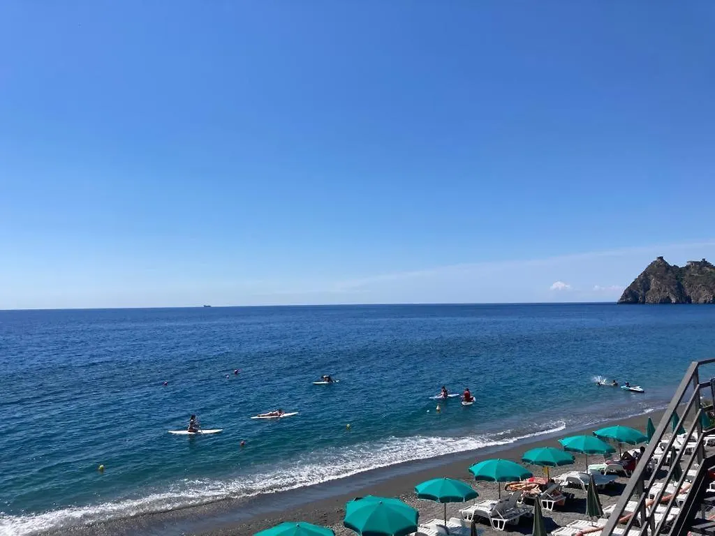 Hotel Kennedy SantʼAlessio Siculo