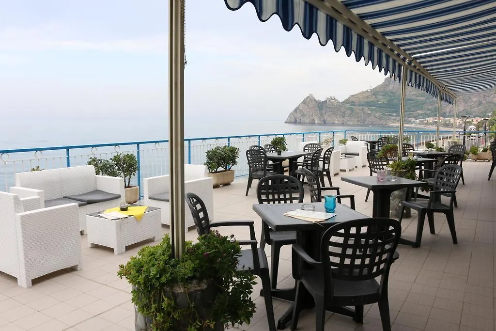 Hotel Kennedy SantʼAlessio Siculo إيطاليا