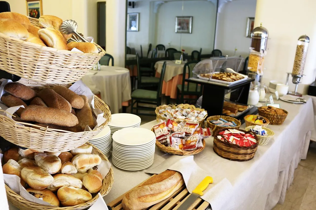 Hotel Kennedy SantʼAlessio Siculo
