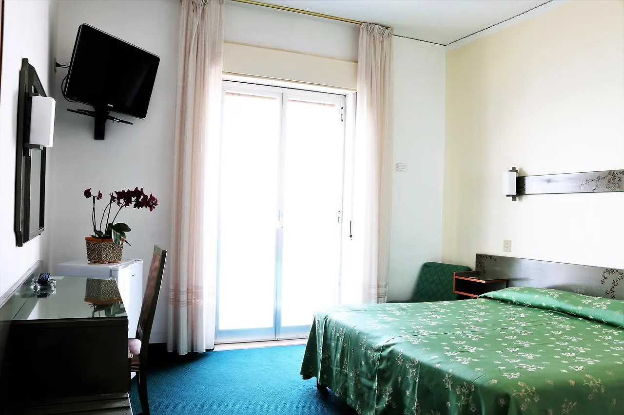 Hotel Kennedy SantʼAlessio Siculo