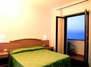 Hotel Kennedy SantʼAlessio Siculo