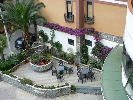 ***  Hotel Kennedy SantʼAlessio Siculo إيطاليا