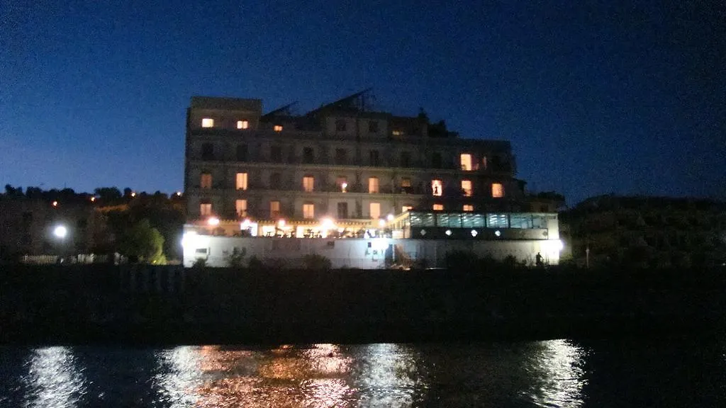 Hotel Kennedy SantʼAlessio Siculo